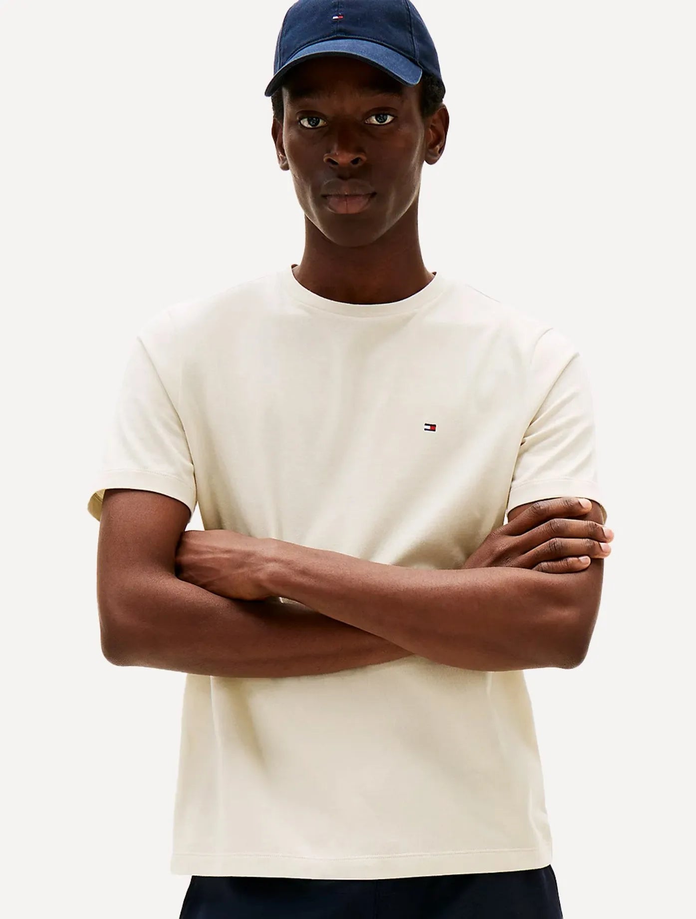 Camiseta Elástica Esencial de Corte Ajustado Tommy Hilfiger