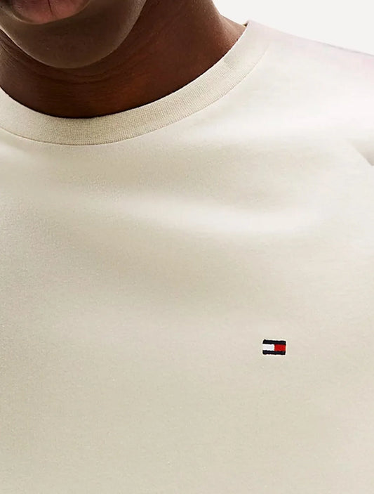 Camiseta Elástica Esencial de Corte Ajustado Tommy Hilfiger